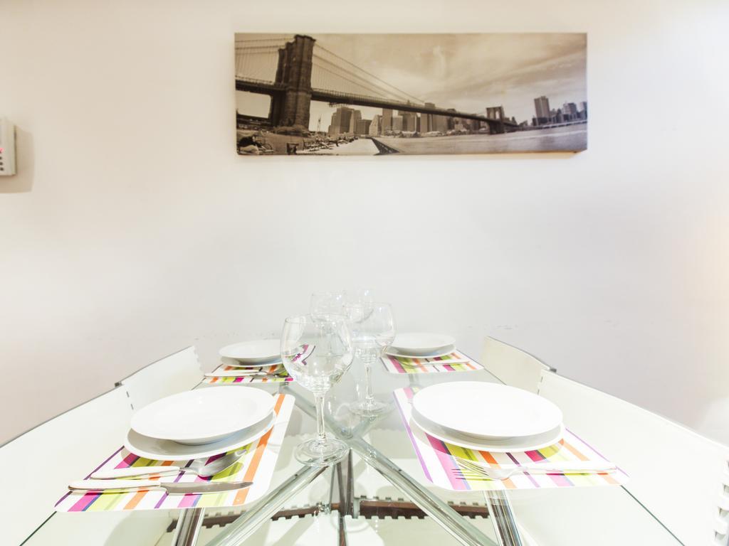 Total Valencia Apartment Bagian luar foto